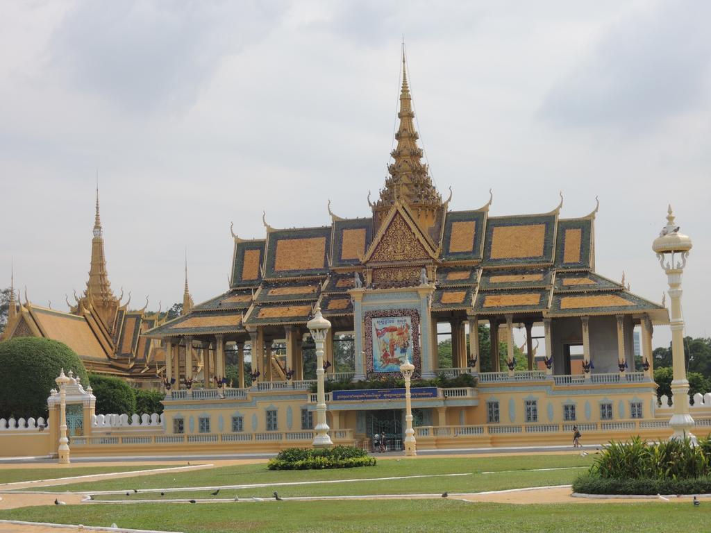 Albergue The Happy House Phnom Penh Exterior foto